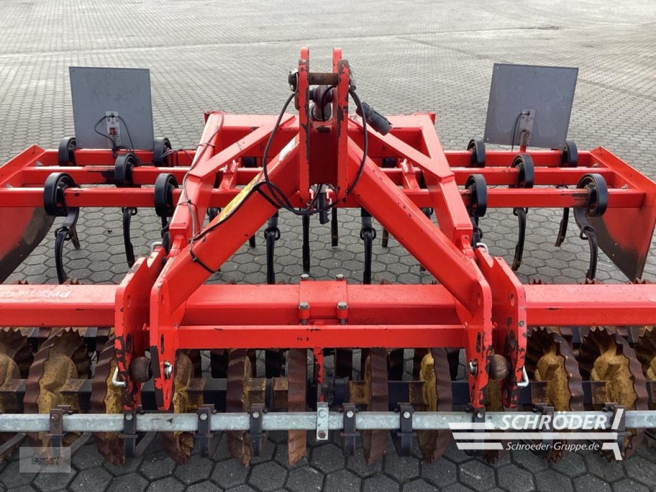 Packer & Walze типа Güttler DUPLEX FRONTPACKER | 3 METER, Gebrauchtmaschine в Norden (Фотография 6)